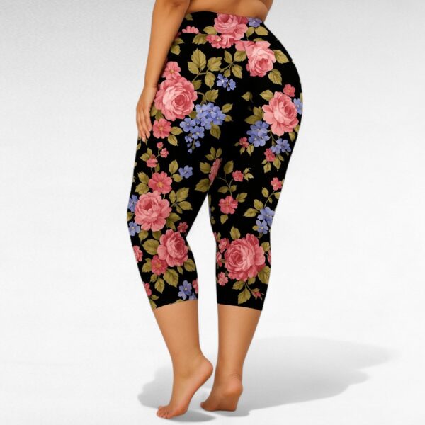 PY.533-Caprileggingsit ruusukuviolla