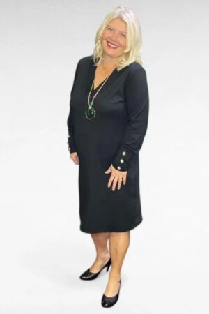 KL.691-Musta, v-pääntiellä  pitkähihainen  trikookangasmekko "Berta".