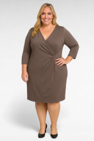 KL.137-Tummabeige mekko "Signature", koko 62